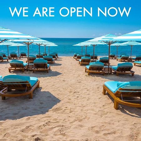 Апарт готель Vip Club Dolphin Coast Сонячний Берег Екстер'єр фото