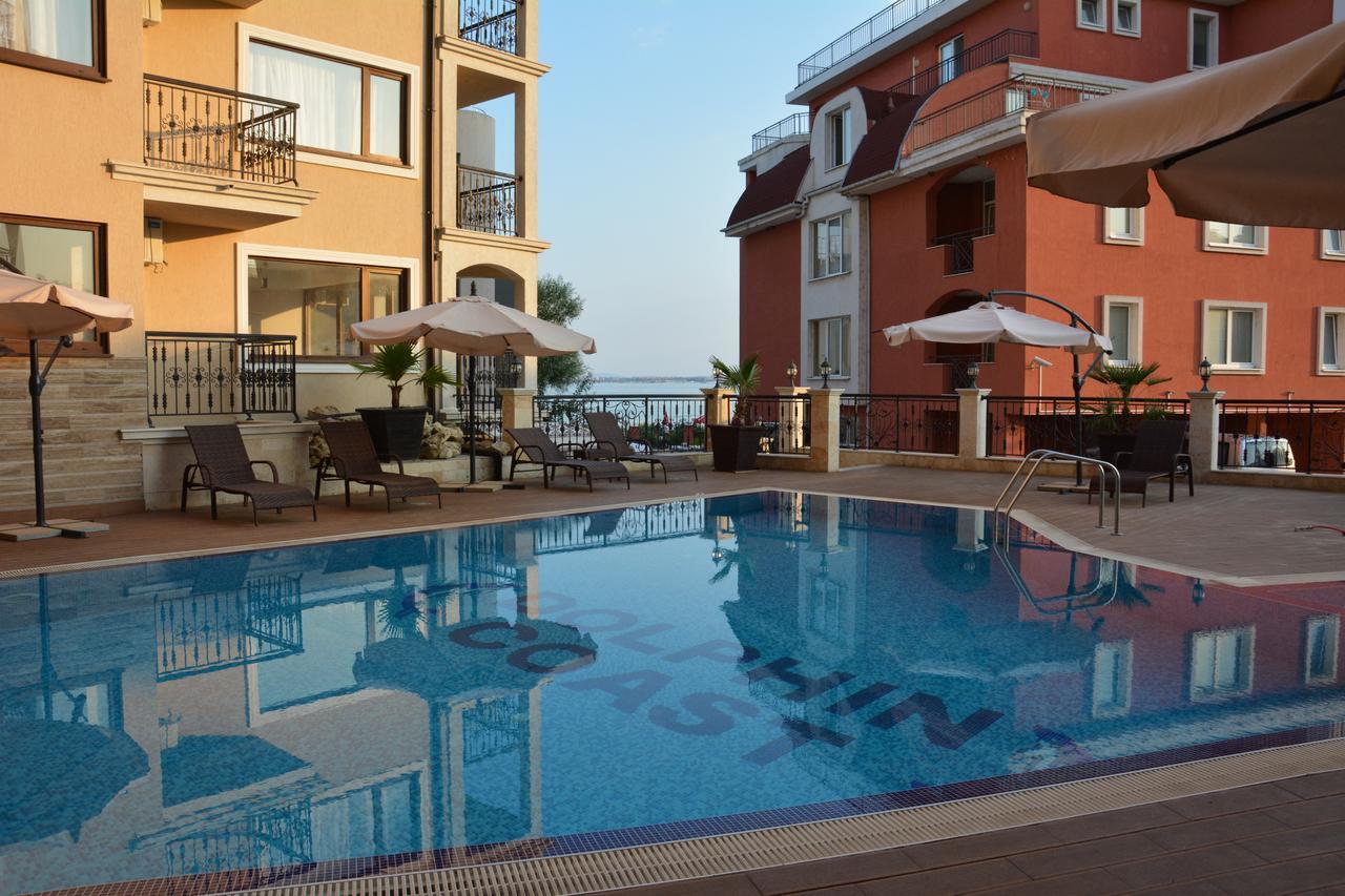 Апарт готель Vip Club Dolphin Coast Сонячний Берег Екстер'єр фото